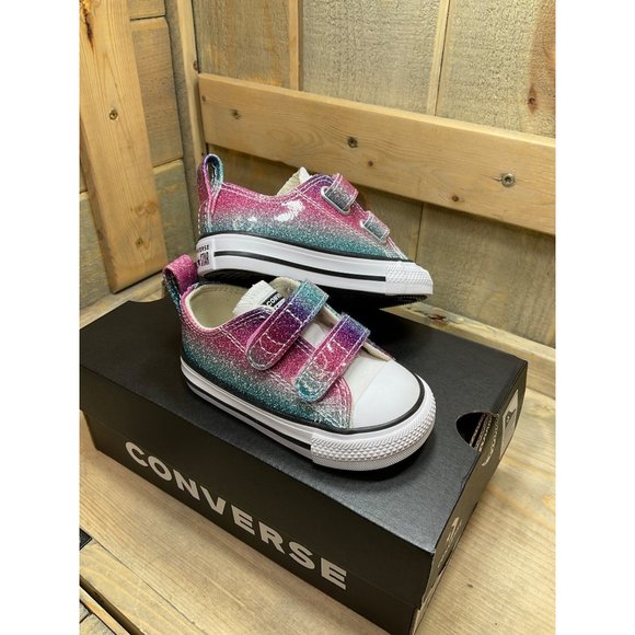 Converse Infant CTAS OX 2V AC Glitter Sneaker Size 4 Style A00391C New - Picture 3 of 8